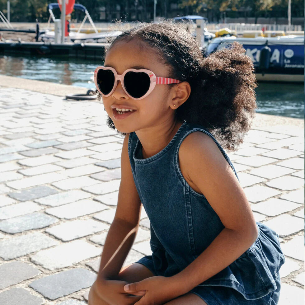 Gafas corazón cereza