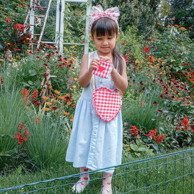 Bolso gingham con volante y corazón