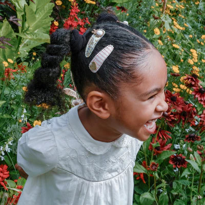 Set de ganchos de conejito con pétalos