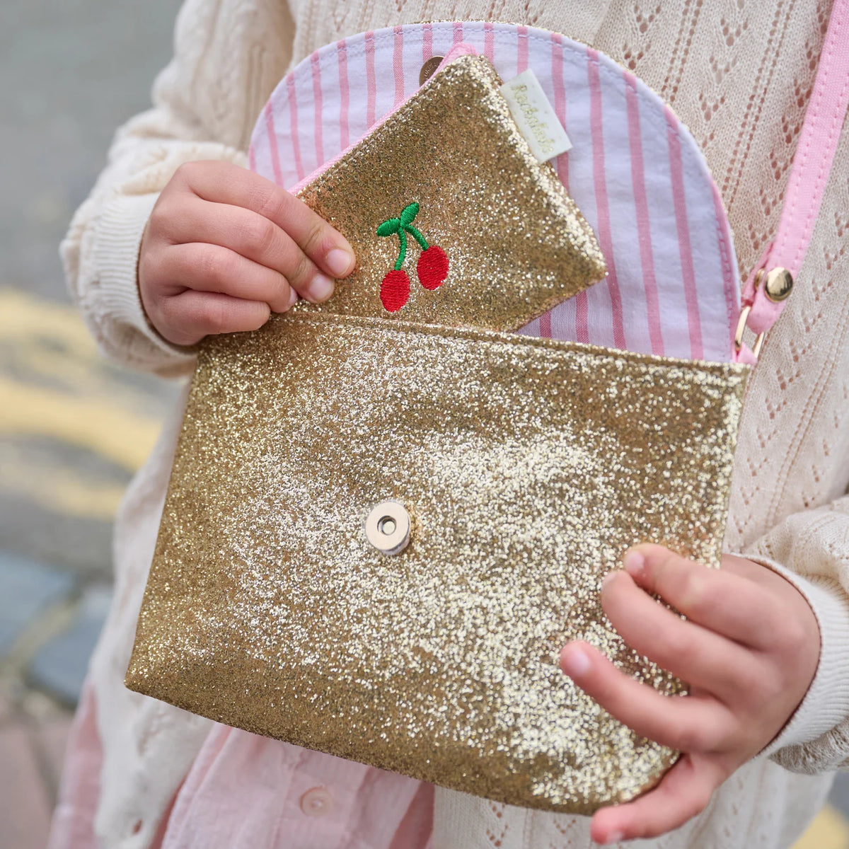 Bolso con purpurina Cherry Dreams