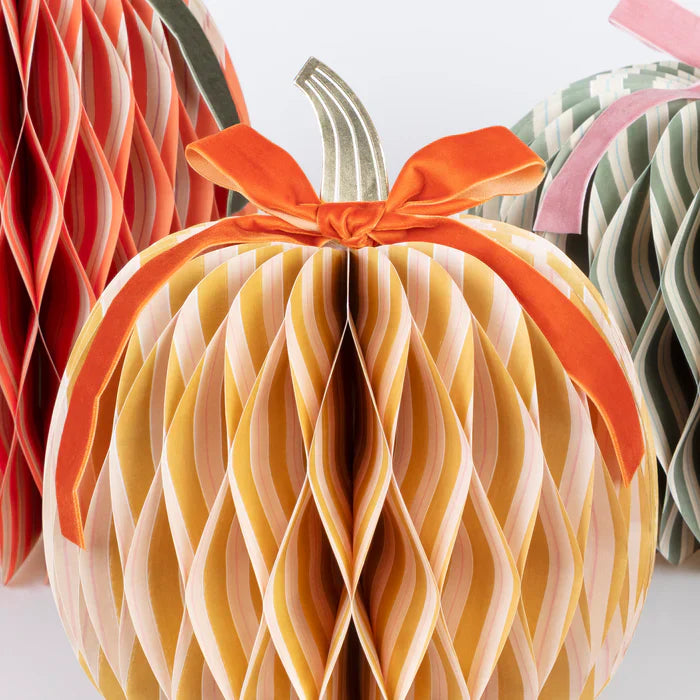 Calabazas de Papel Nido de Abeja con Rayas Otoñales