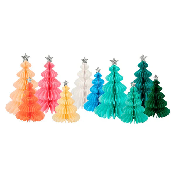 Decoraciones de bosque arcoíris en papel nido de abeja